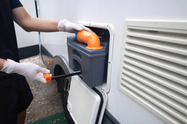 Portable Toilet Options We Offer in Mount Pleasant, TN